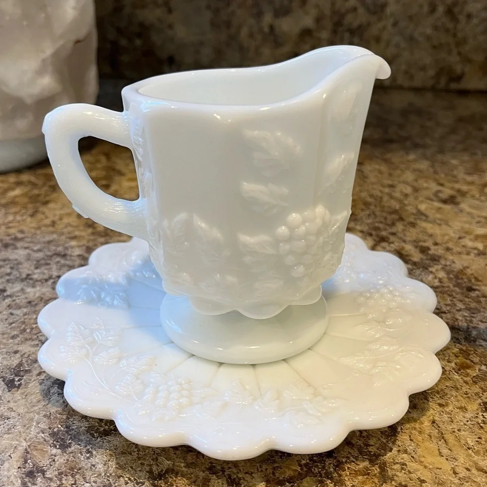 Vintage Westmoreland Milk Glass Sugar and Creamer Set Grapevine Pattern